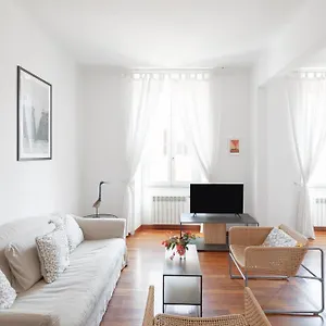 Apartment Borgo Pio Private Italy